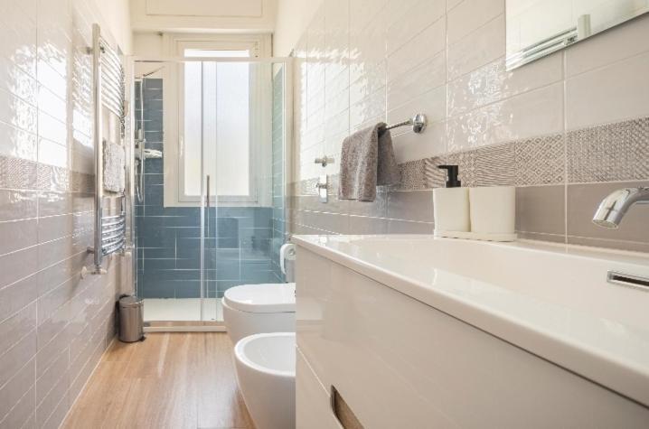 San Siro Arty And Cute Room - Homestay Con Bagno Privato Milan Luaran gambar